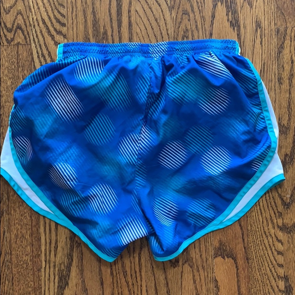 Dri-Fit Nike Patterned Shorts - Picture 2 of 4